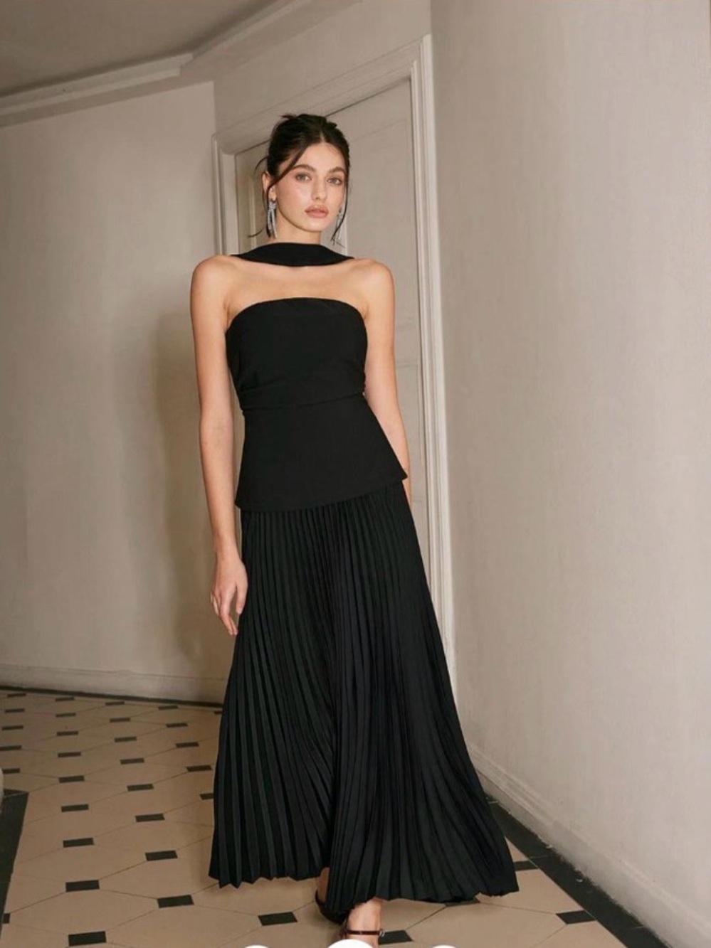 Commense Black Strapless Pleated Maxi Dress